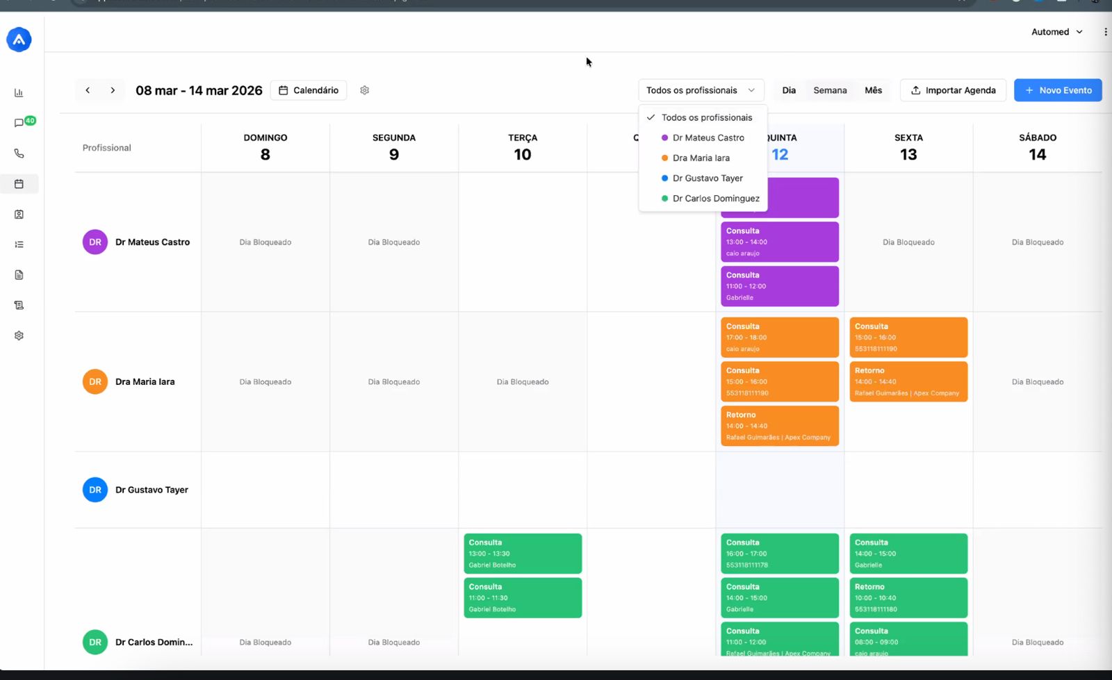 Tela de agenda online com horários e profissionais da clínica